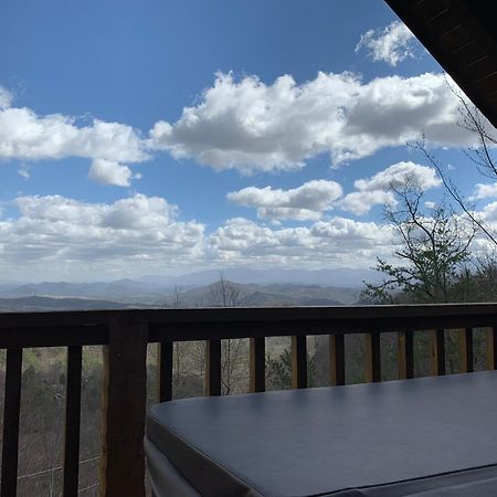 Sevierville Cabin With Private Hot Tub And Fireplace! Ngoại thất bức ảnh